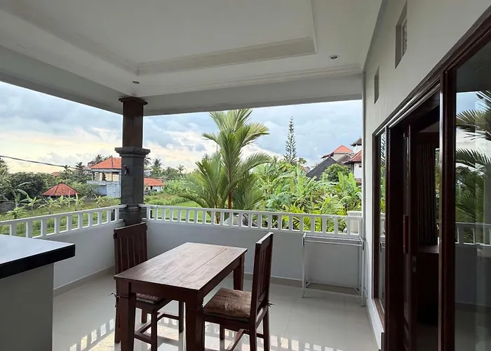 ゲストハウス Anugrah Rice Field House