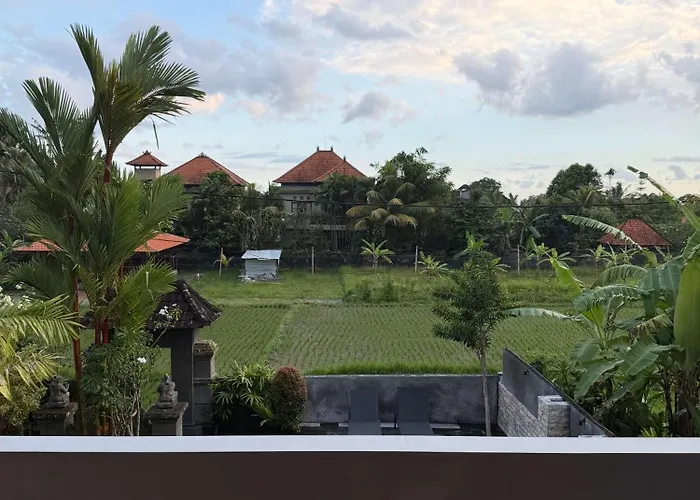Anugrah Rice Field House * ウブド
