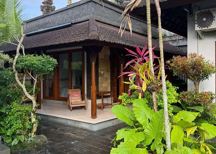Anugrah Rice Field House ゲストハウス ウブド