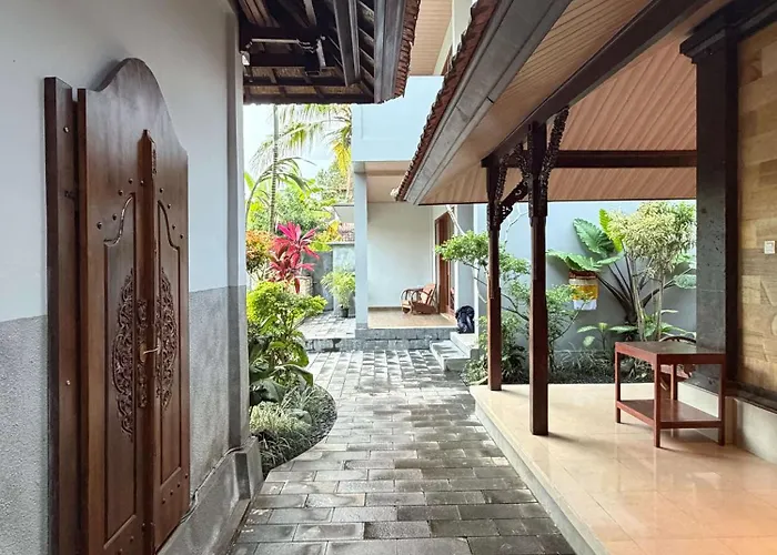 ゲストハウス Anugrah Rice Field House *